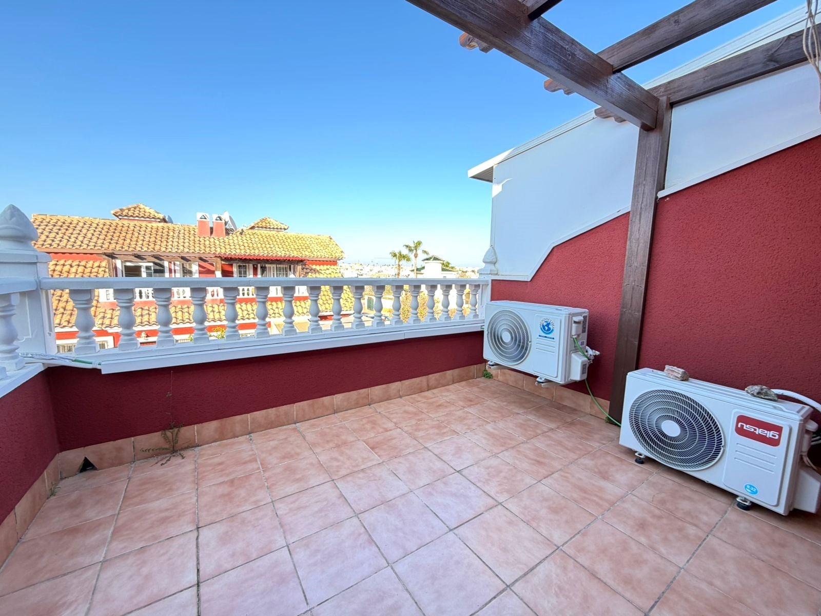 Townhouse à Villamartin, Alicante, Espagne 3 chambres, 120 m2 No. 189206