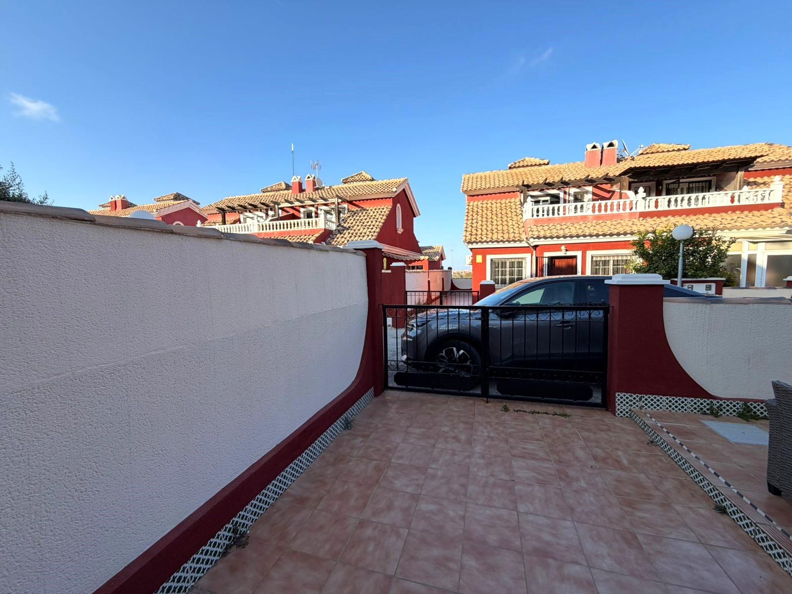 Townhouse à Villamartin, Alicante, Espagne 3 chambres, 120 m2 No. 189206