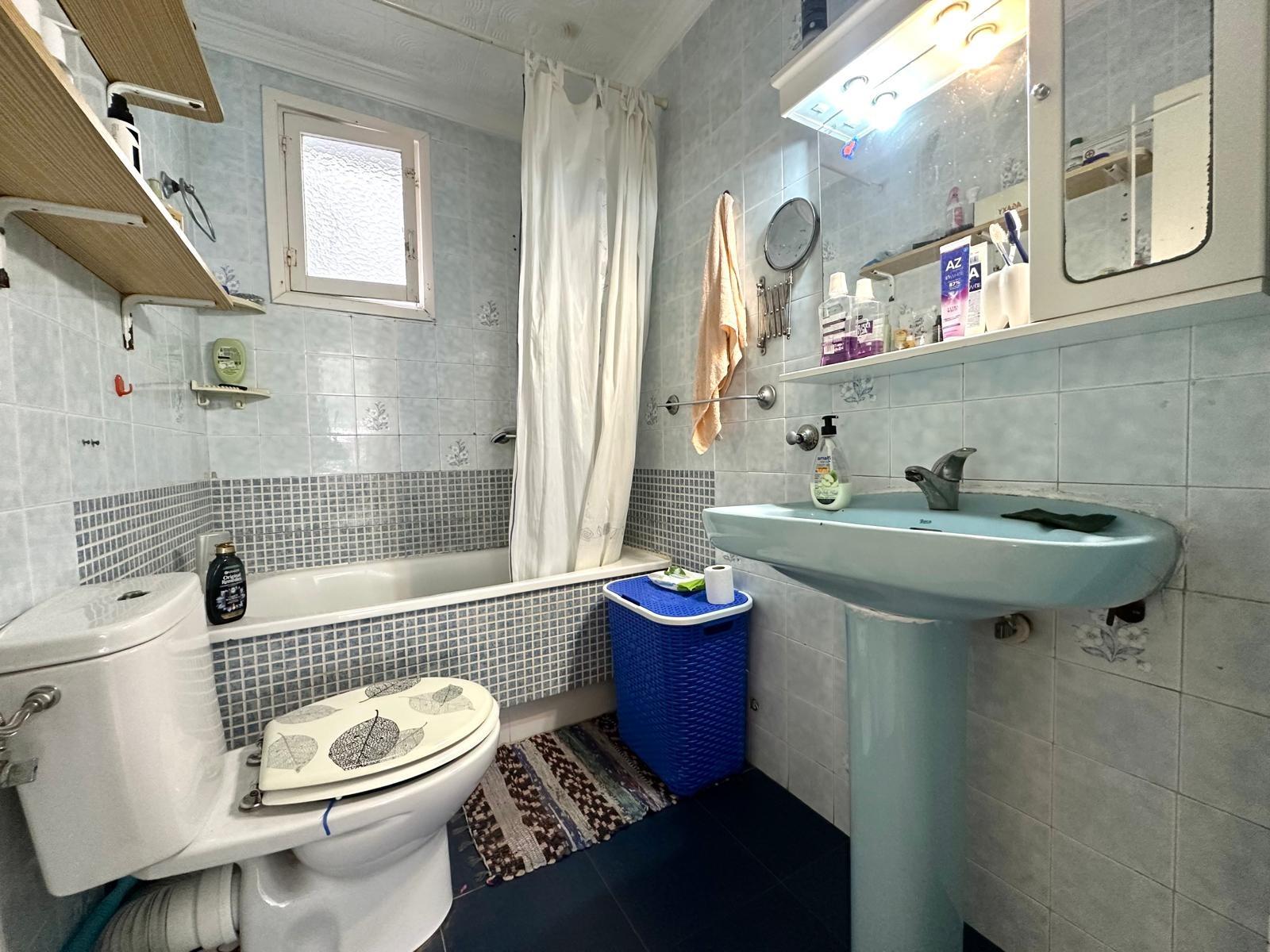 Apartamento en Torrevieja, Alicante, España 3 dormitorios, 90 m2 No. 188526