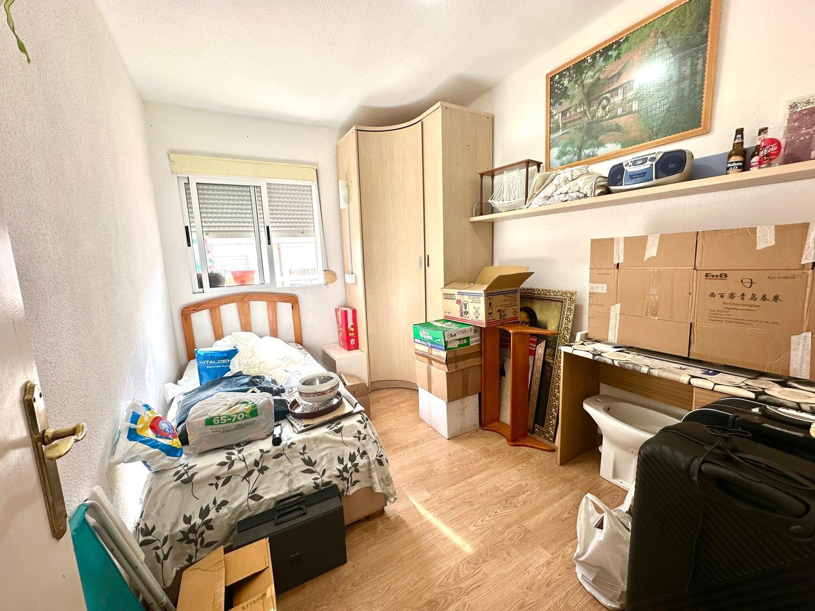Apartamento en Torrevieja, Alicante, España 3 dormitorios, 90 m2 No. 188526