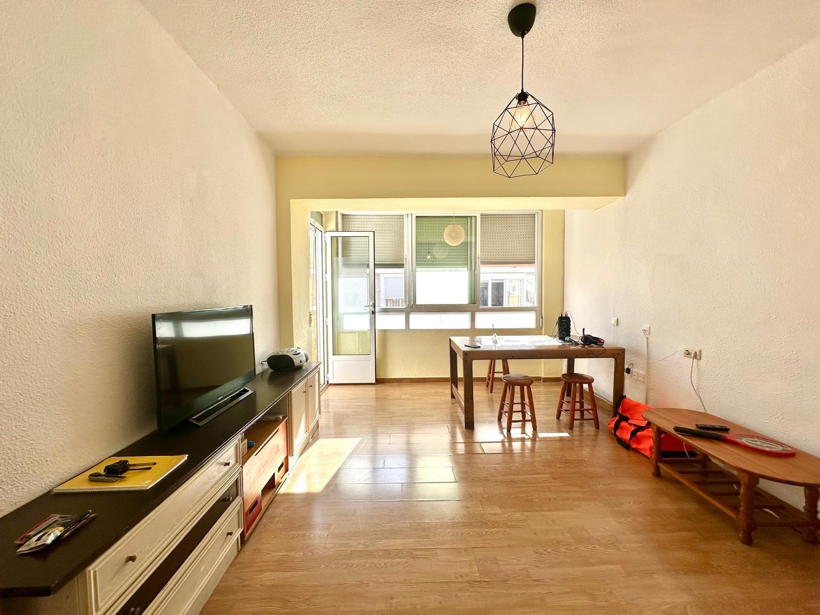 Apartamento en Torrevieja, Alicante, España 3 dormitorios, 90 m2 No. 188526