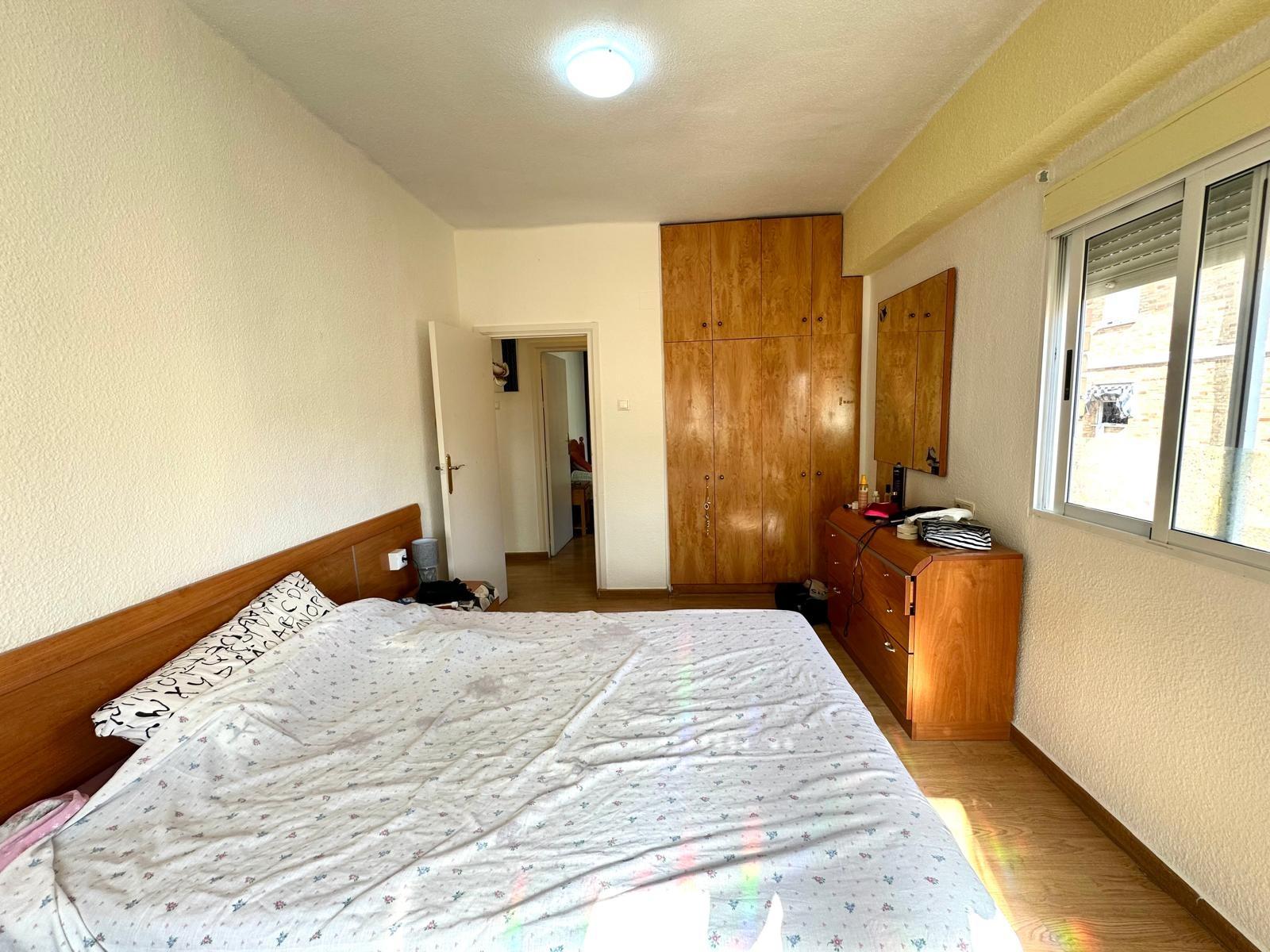 Apartamento en Torrevieja, Alicante, España 3 dormitorios, 90 m2 No. 188526