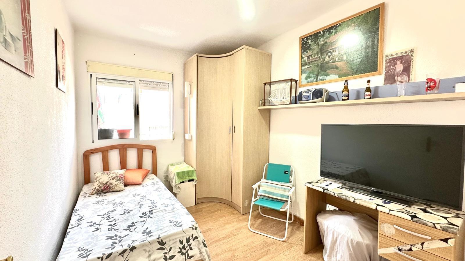 Apartamento en Torrevieja, Alicante, España 3 dormitorios, 90 m2 No. 188526