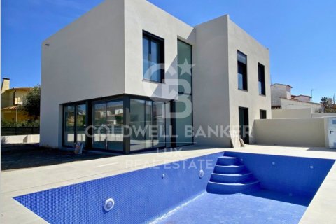 Māja Empuriabrava, Girona, Spānijā 4 istabas, 166 m2 Nr. 160278