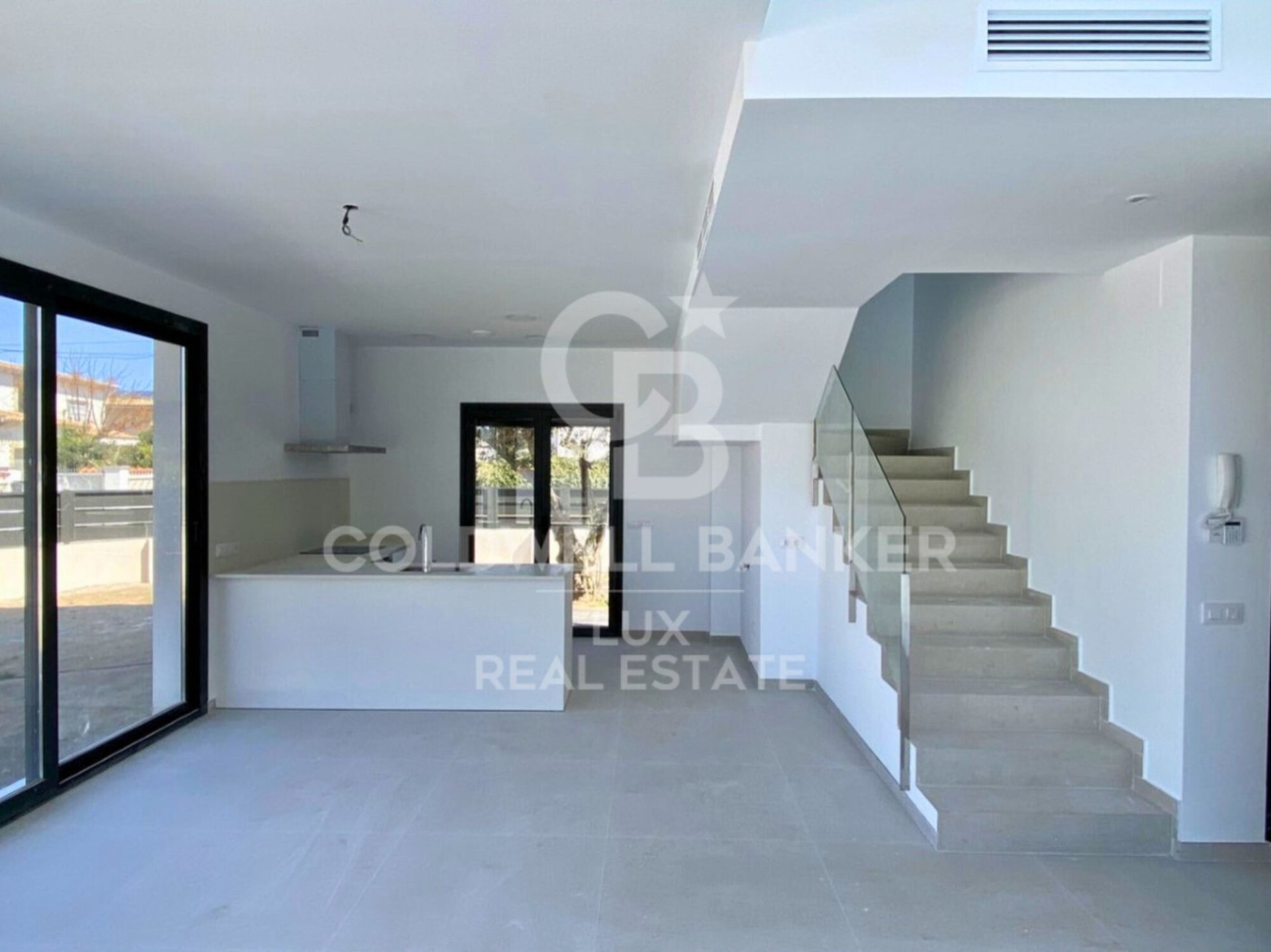 House à Empuriabrava, Girona, Espagne 4 chambres, 166 m2 No. 160278