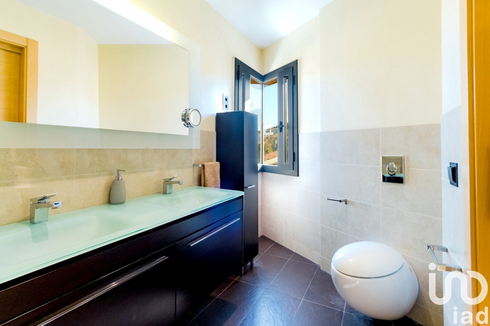Сasa en Castellví de Rosanes, Barcelona, España 6 dormitorios, 420 m2 No. 153729