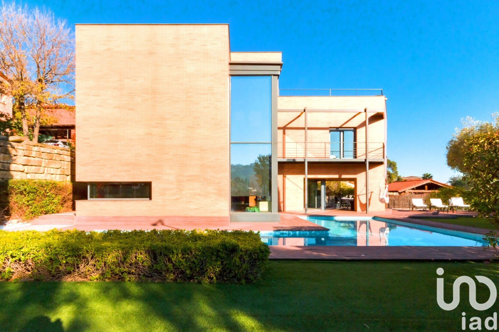 Сasa en Castellví de Rosanes, Barcelona, España 6 dormitorios, 420 m2 No. 153729