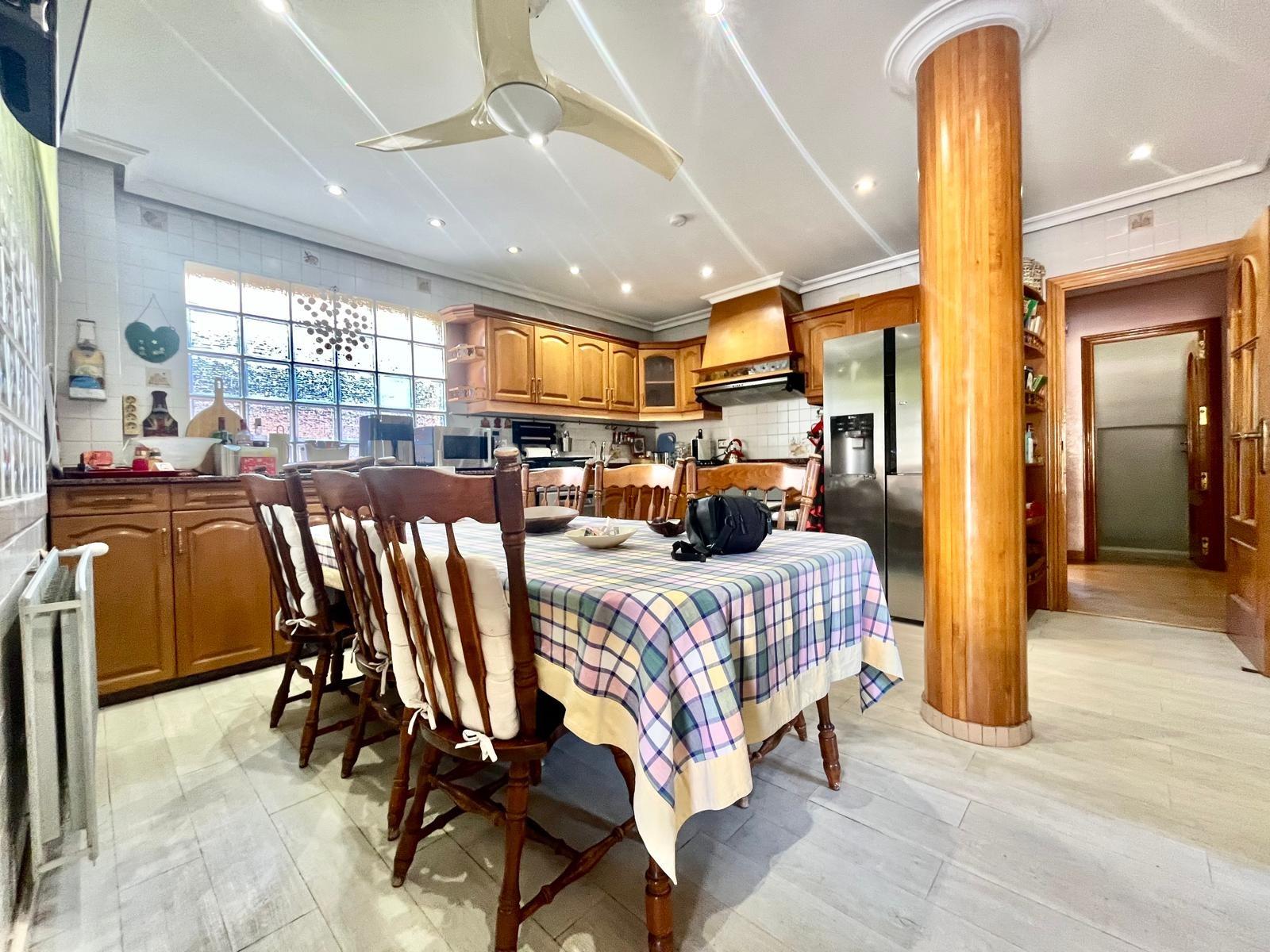 Villa Torrevieja, Alicante, Spānijā 4 istabas, 291 m2 Nr. 148520