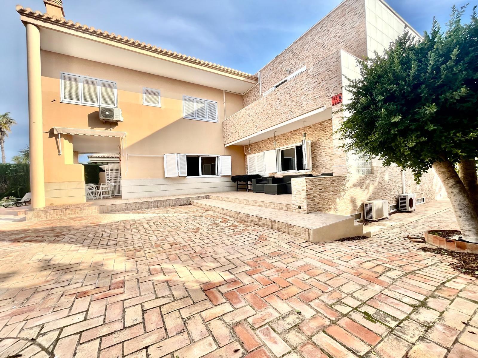 Villa Torrevieja, Alicante, Spānijā 4 istabas, 291 m2 Nr. 148520