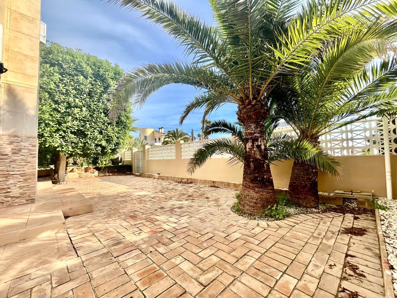 Villa Torrevieja, Alicante, Spānijā 4 istabas, 291 m2 Nr. 148520