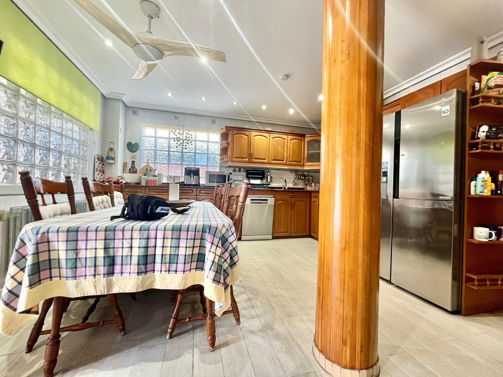 Villa Torrevieja, Alicante, Spānijā 4 istabas, 291 m2 Nr. 148520