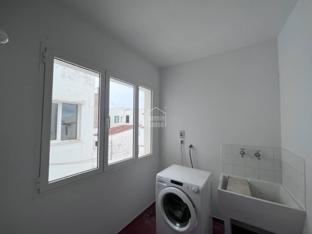 Appartamento a Ciutadella De Menorca, Menorca, Spagna 3 camere da letto, 121 mq. N° 164584
