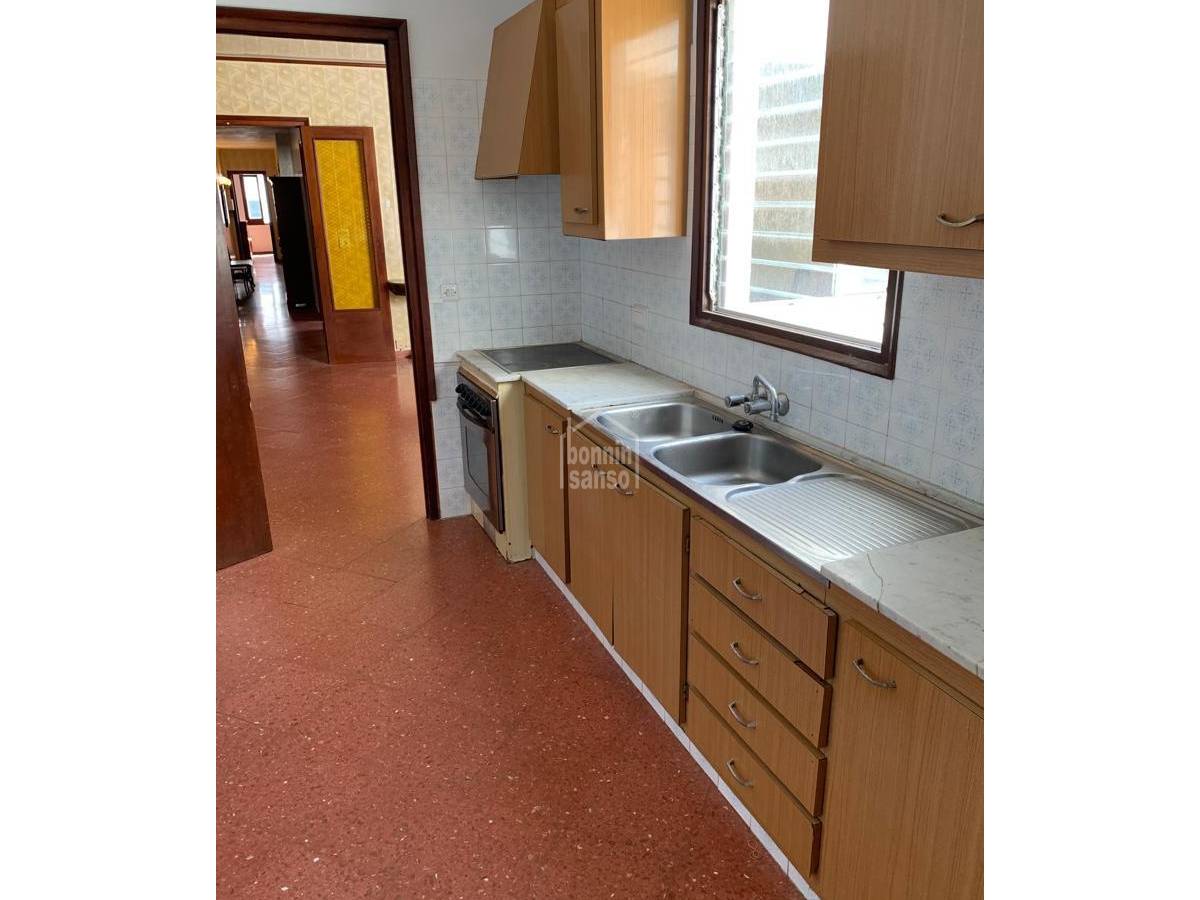 Appartamento a Ciutadella De Menorca, Menorca, Spagna 3 camere da letto, 121 mq. N° 164584