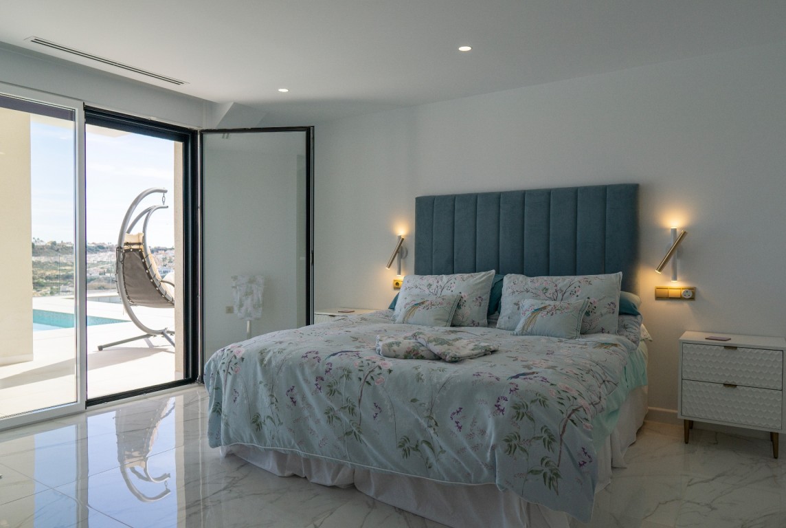 Villa in Ciudad Quesada, Alicante, Spain 4 bedrooms, 340 sq.m. No. 113886
