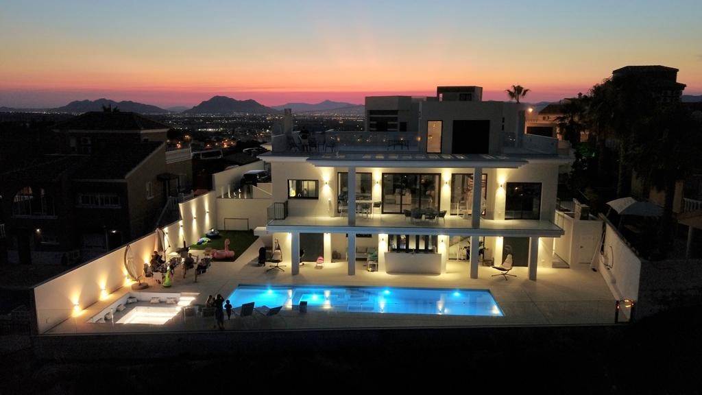 Villa in Ciudad Quesada, Alicante, Spain 4 bedrooms, 340 sq.m. No. 113886
