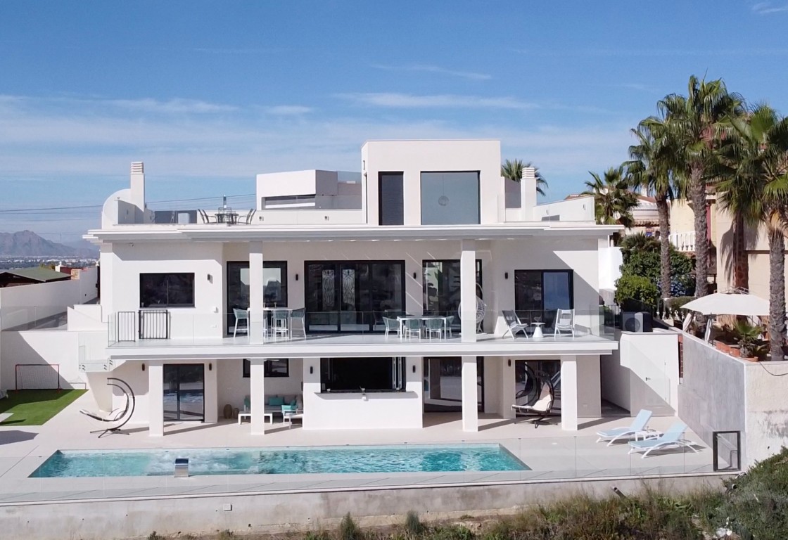 Villa in Ciudad Quesada, Alicante, Spain 4 bedrooms, 340 sq.m. No. 113886