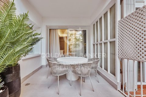 Apartament w Madrid, Hiszpania 3 sypialnie, 179 mkw. nr 158341