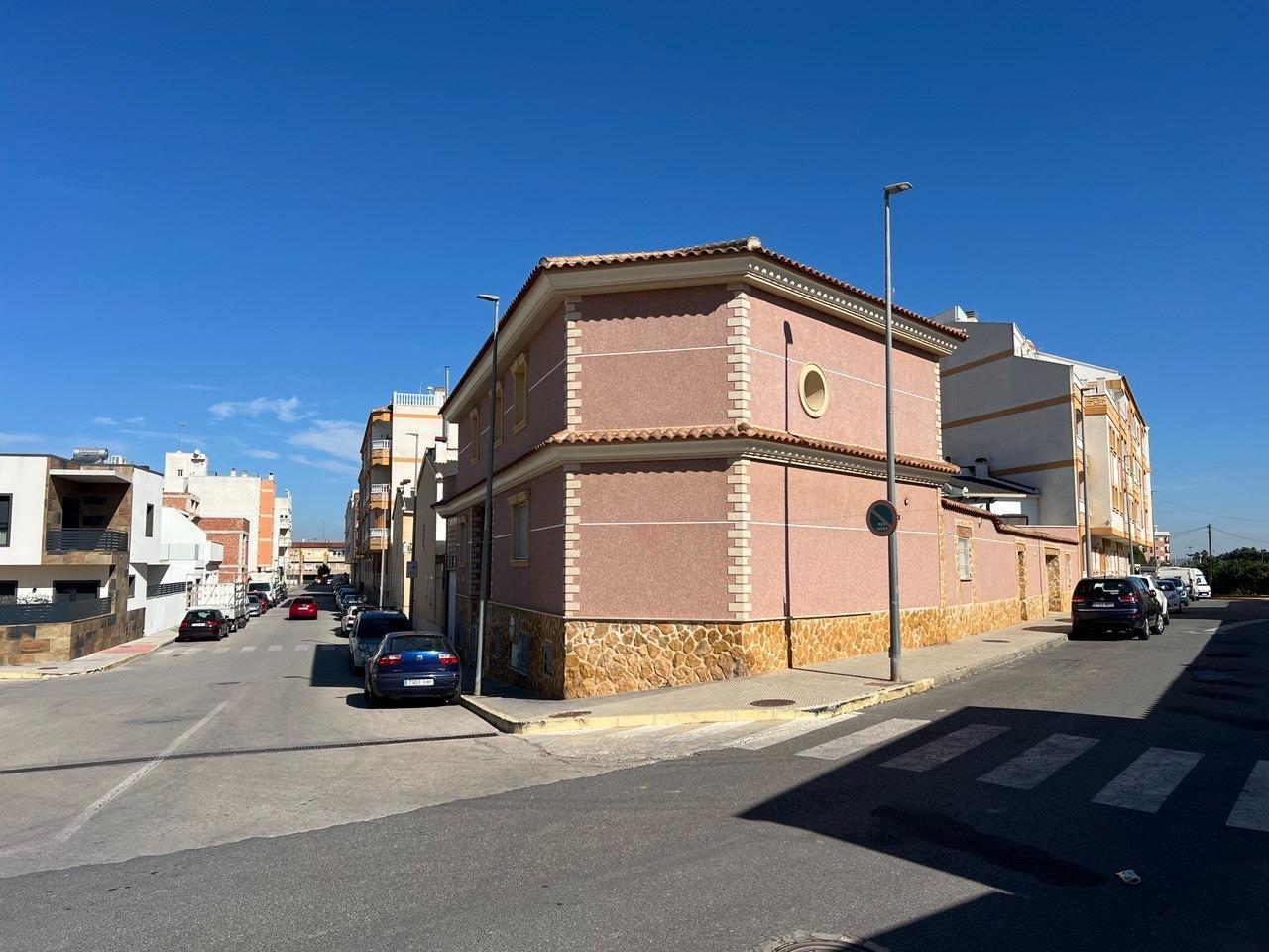 Villa à Formentera del Segura, Alicante, Espagne 6 chambres, 322 m2 No. 156100