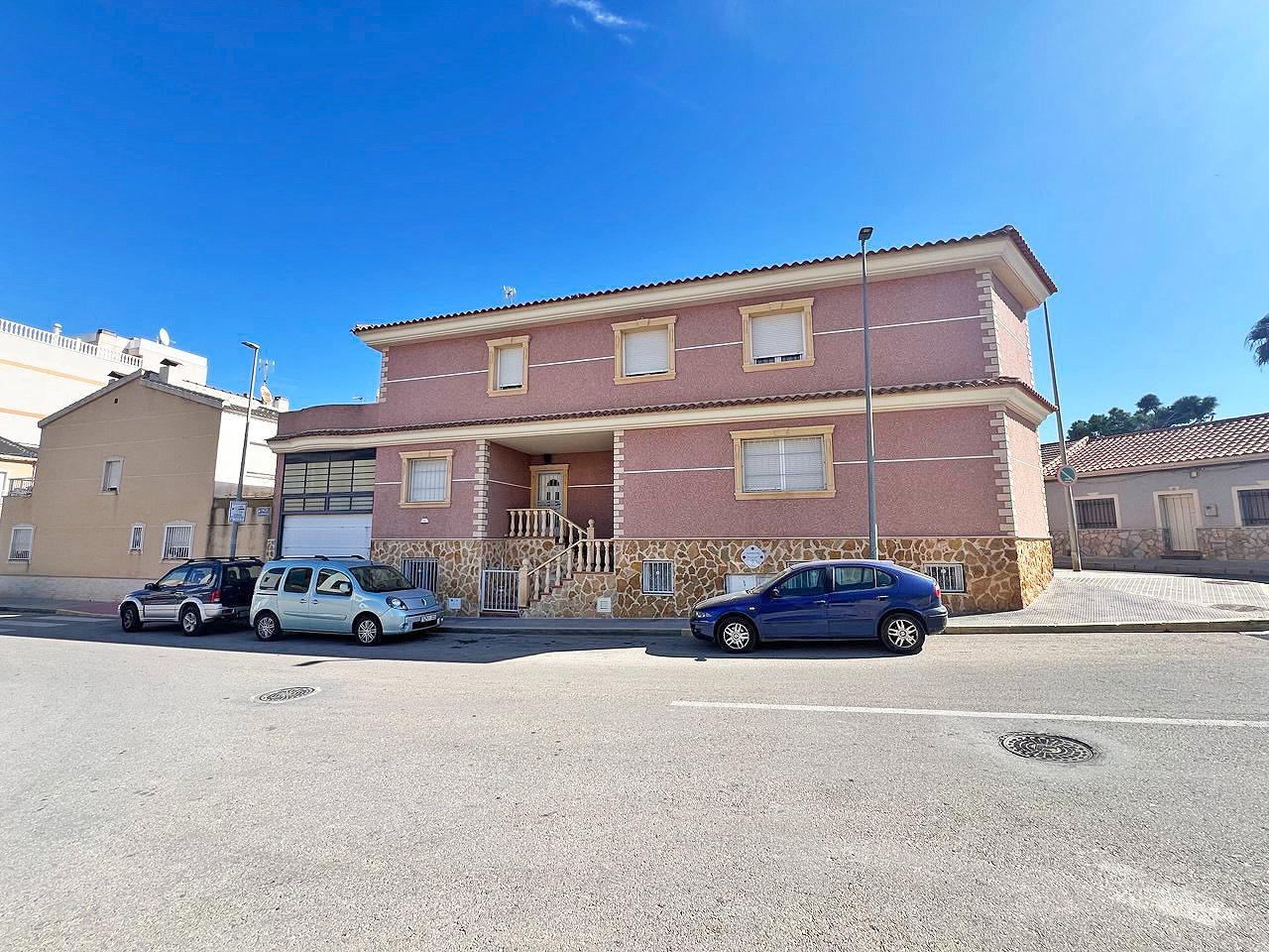 Villa à Formentera del Segura, Alicante, Espagne 6 chambres, 322 m2 No. 156100
