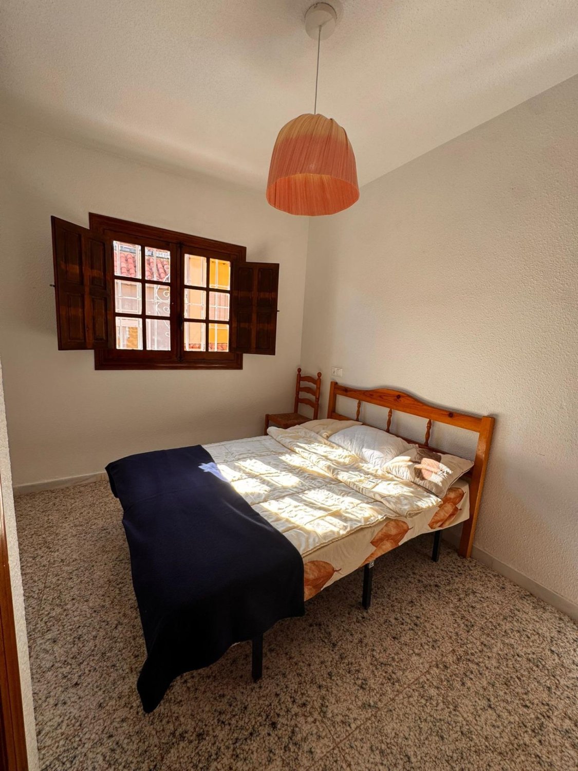 Bungalow en Torrevieja, Alicante, España 2 dormitorios, 74 m2 No. 149196