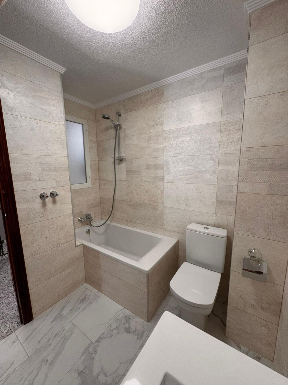 Bungalow en Torrevieja, Alicante, España 2 dormitorios, 74 m2 No. 149196
