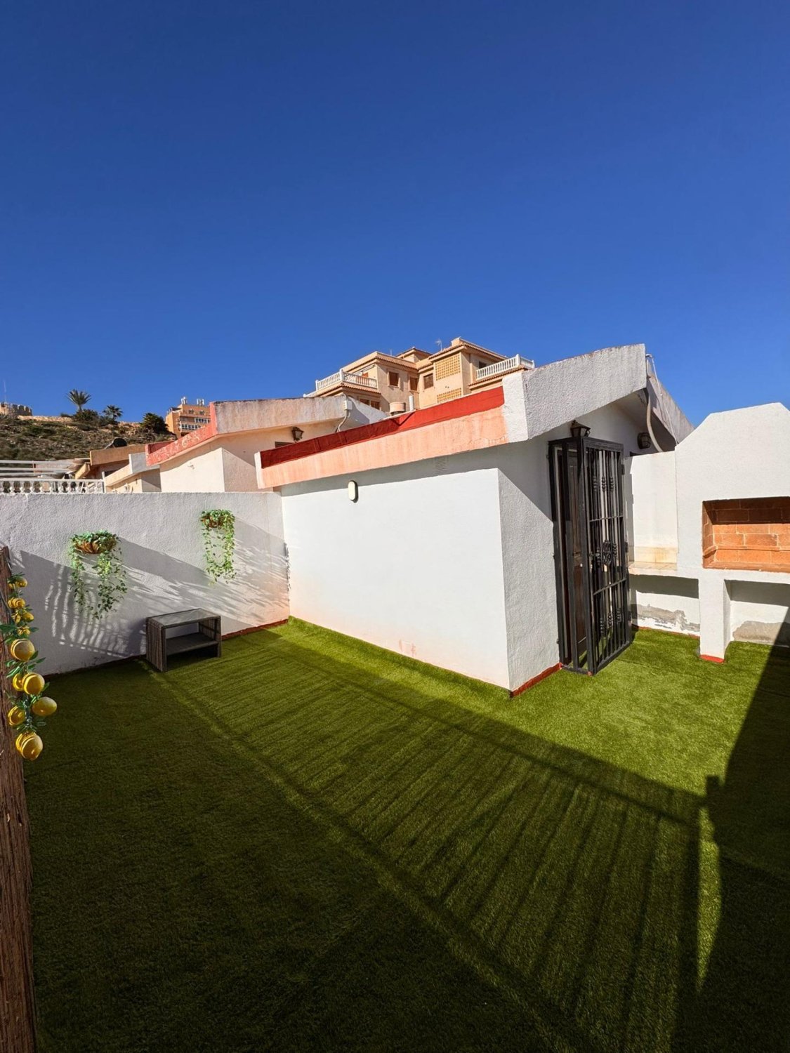 Bungalow en Torrevieja, Alicante, España 2 dormitorios, 74 m2 No. 149196