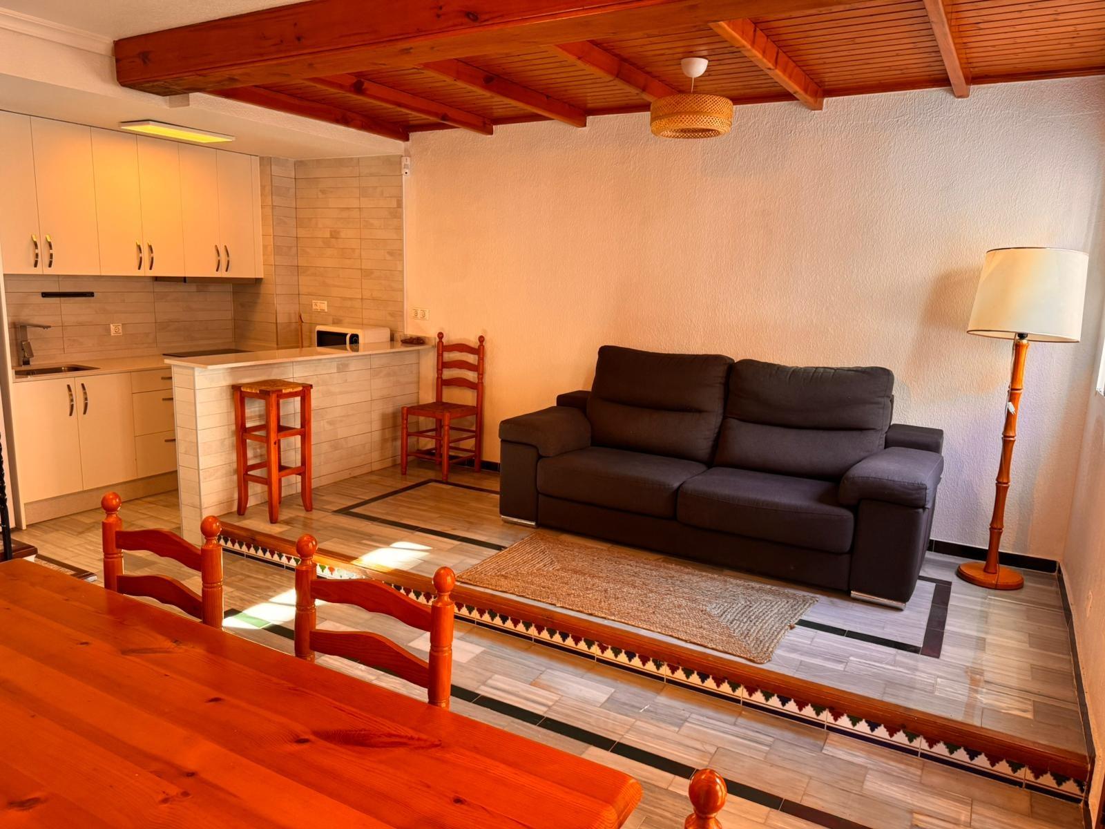 Bungalow en Torrevieja, Alicante, España 2 dormitorios, 74 m2 No. 149196