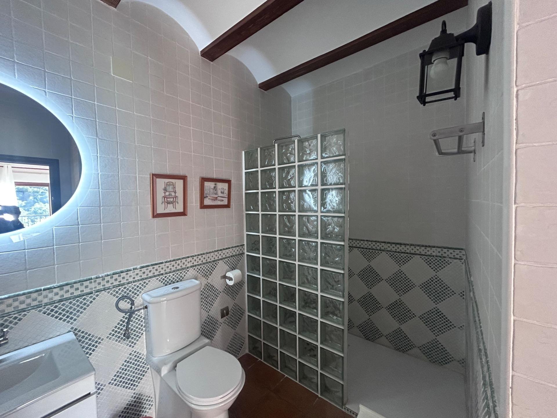 Hotelli Finestrat, Alicante, Espanja 12 makuuhuonetta, 800 m2 No. 149199