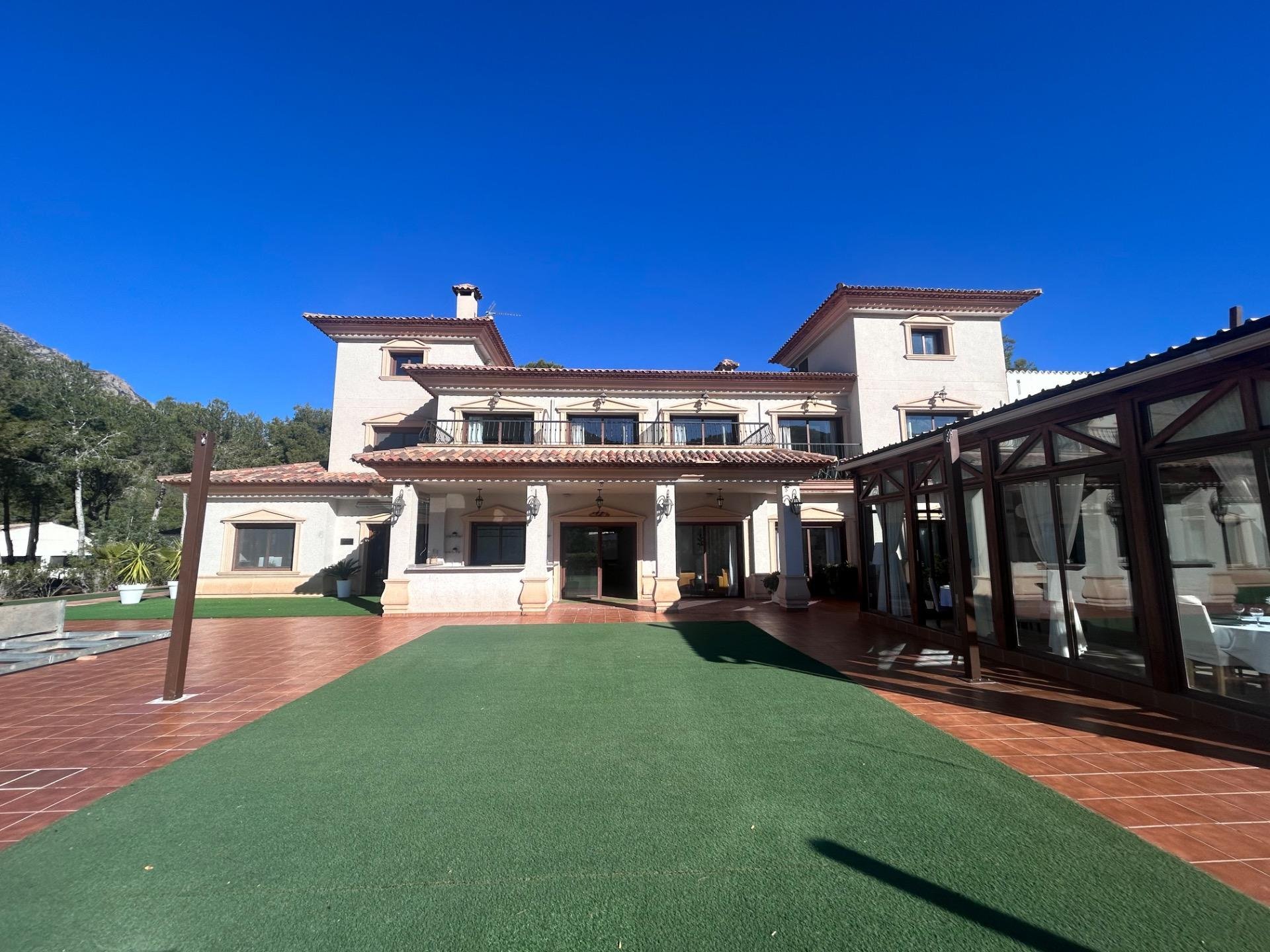 Hotelli Finestrat, Alicante, Espanja 12 makuuhuonetta, 800 m2 No. 149199