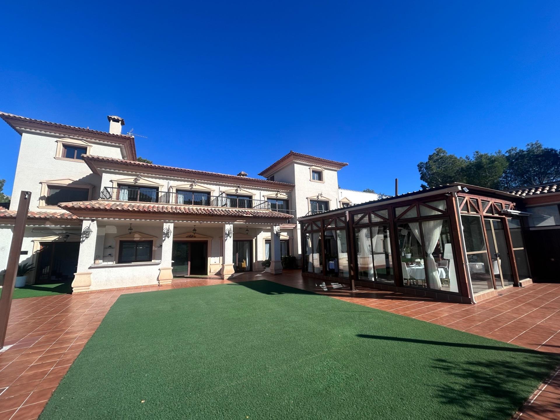 Hotelli Finestrat, Alicante, Espanja 12 makuuhuonetta, 800 m2 No. 149199