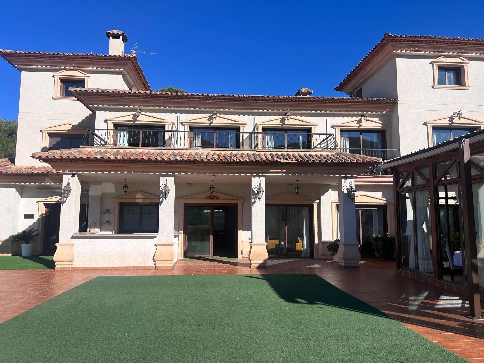 Hotelli Finestrat, Alicante, Espanja 12 makuuhuonetta, 800 m2 No. 149199