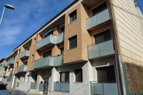 Garage à Manlleu, Barcelona, Espagne 15 m2 No. 191571