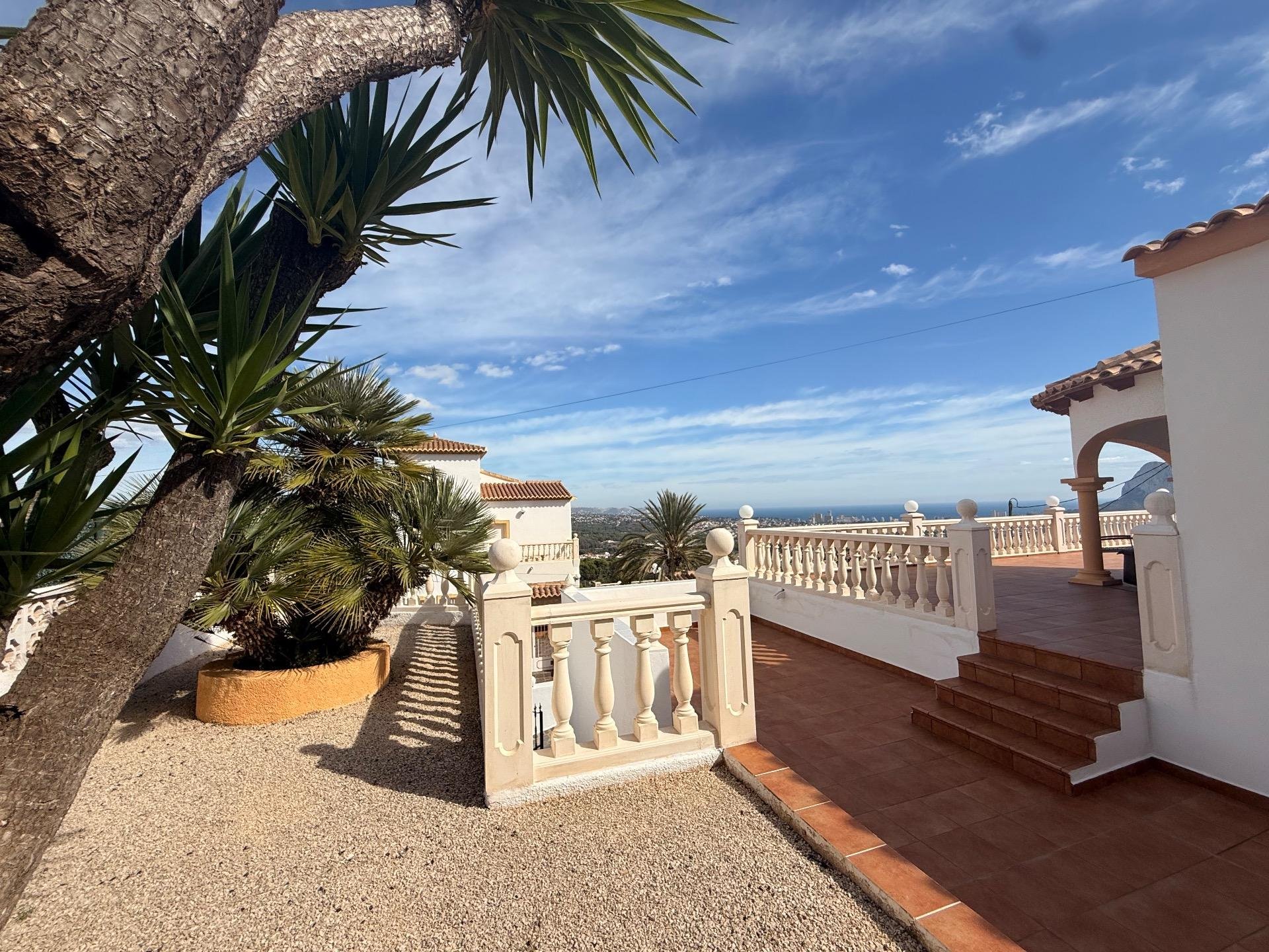 Villa in Calpe, Alicante, Spain 384 sq.m. No. 139856