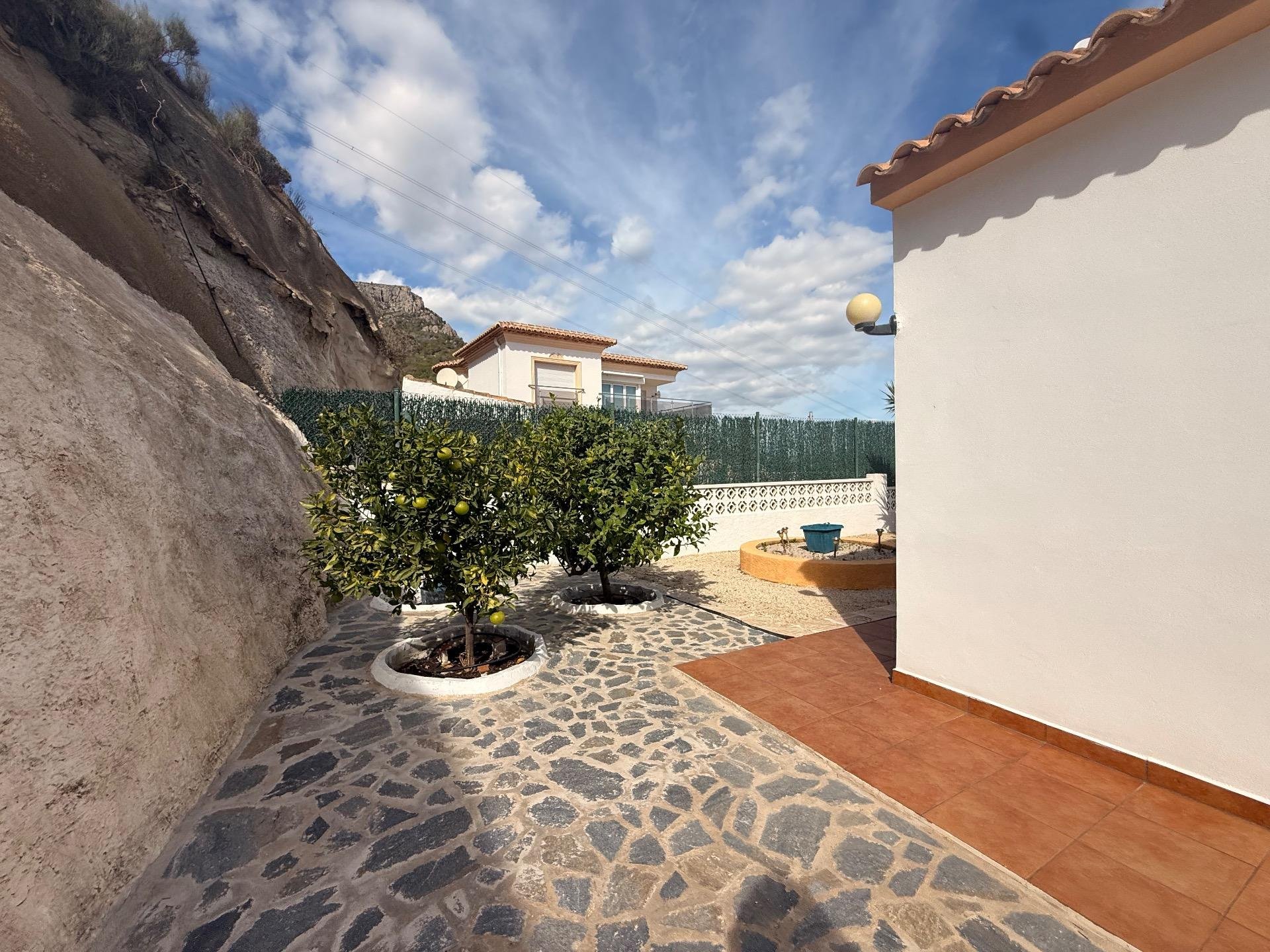 Villa in Calpe, Alicante, Spain 384 sq.m. No. 139856