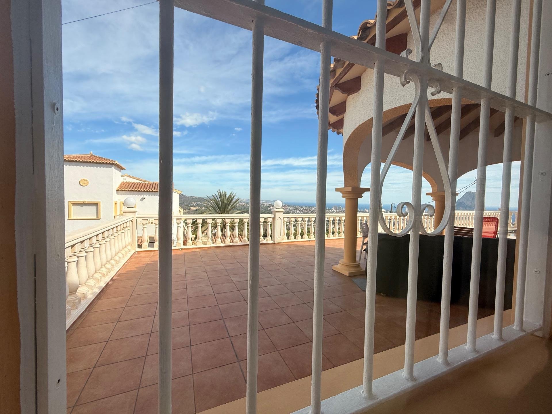 Villa in Calpe, Alicante, Spain 384 sq.m. No. 139856