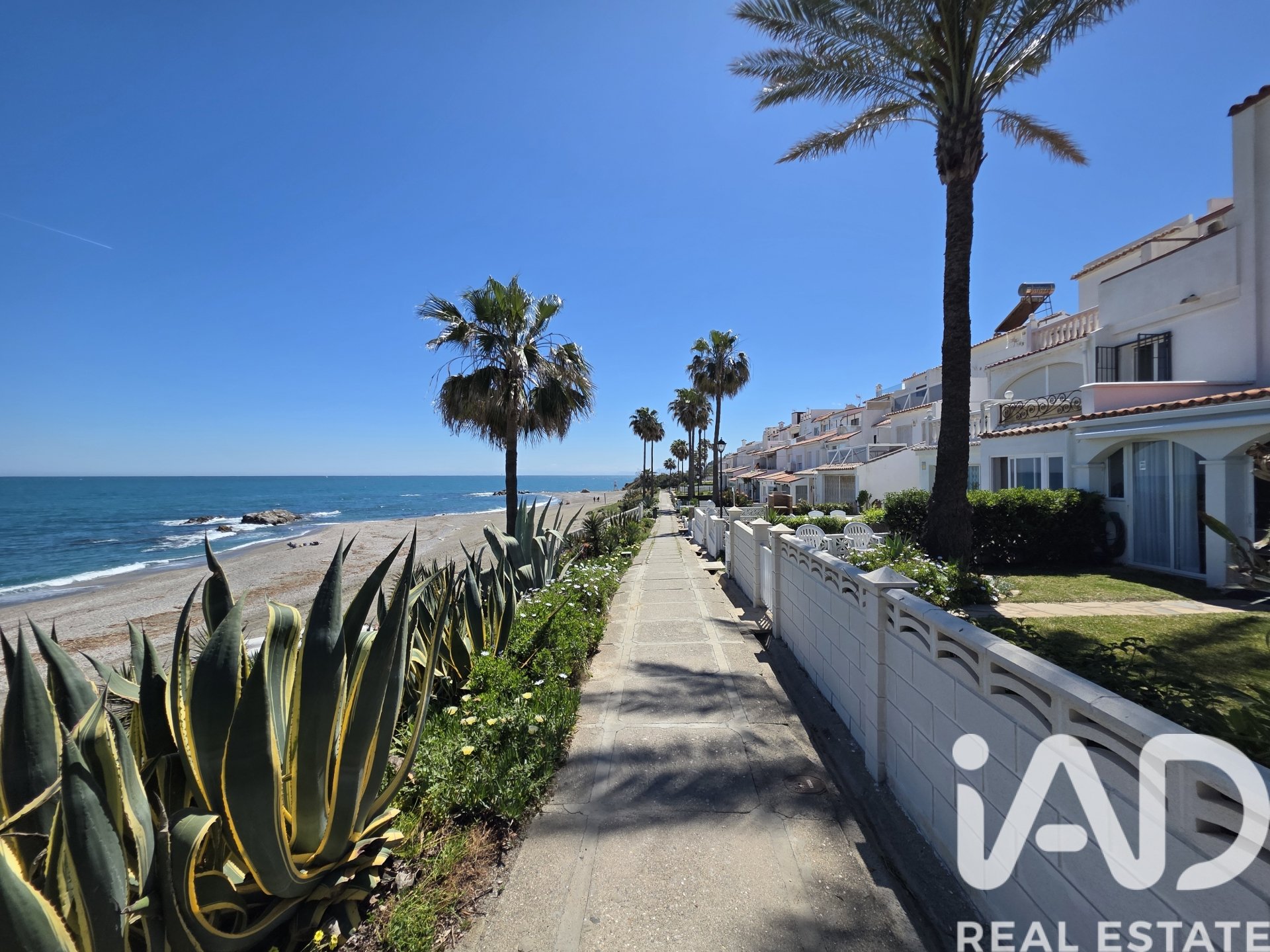 Townhouse in Manilva, Malaga, Spain 2 bedrooms, 90 sq.m. No. 172320