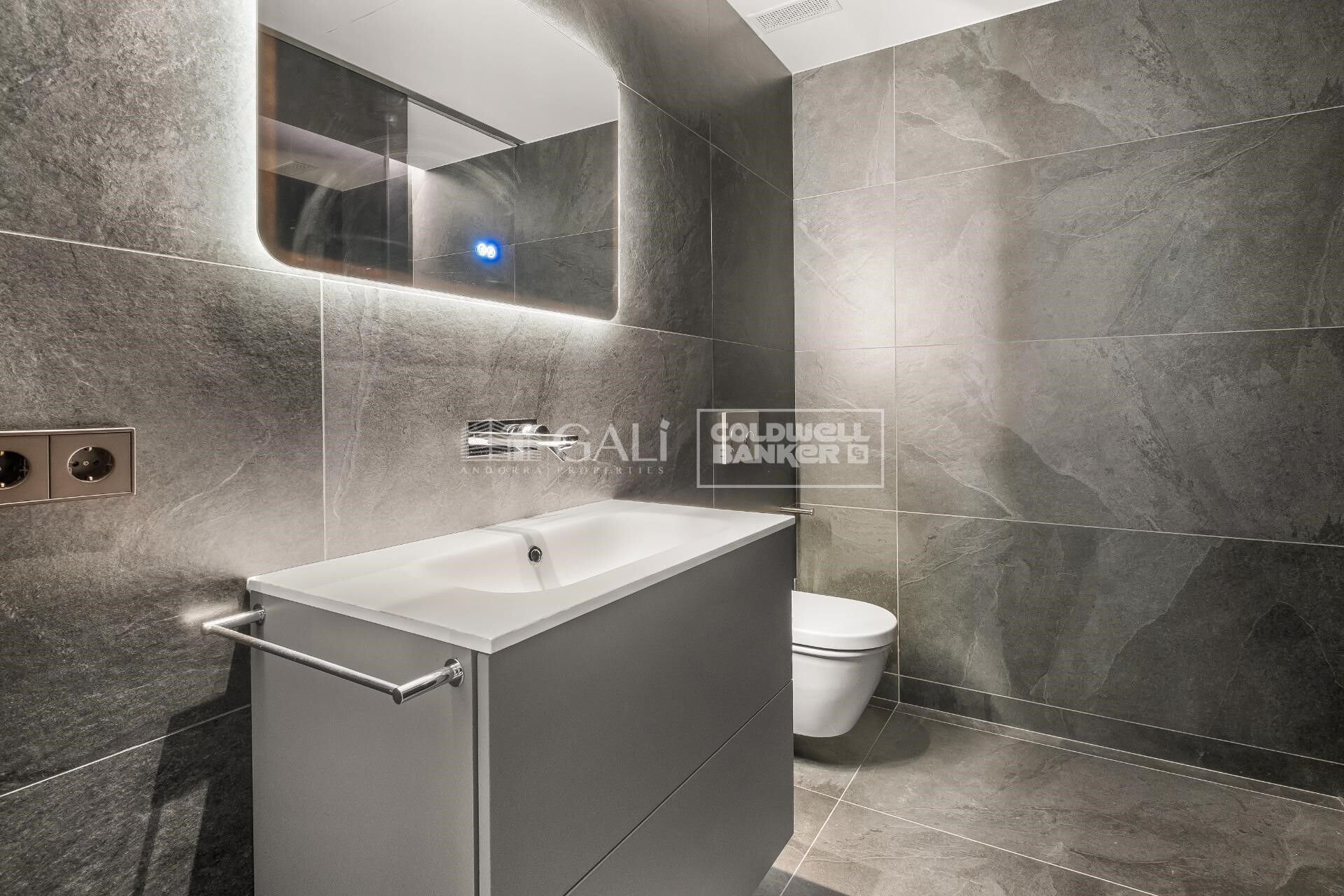 Wohnung in Principado De Andorra (Ninguna Poblacion Tiene C.P.), Lleida, Spanien 3 Schlafzimmer, 110 m2 Nr. 160069