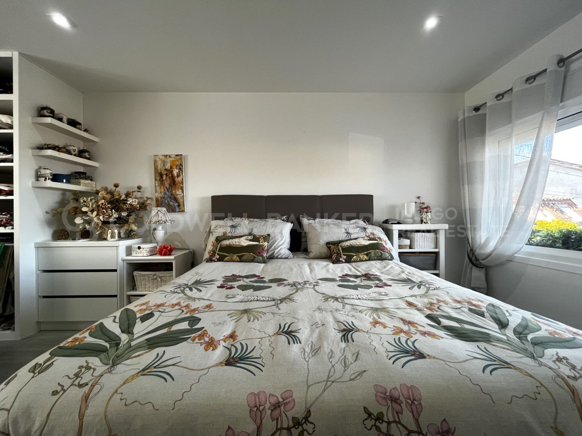 Huvila Vigo, Pontevedra, Espanja 4 makuuhuonetta, 293 m2 No. 160071
