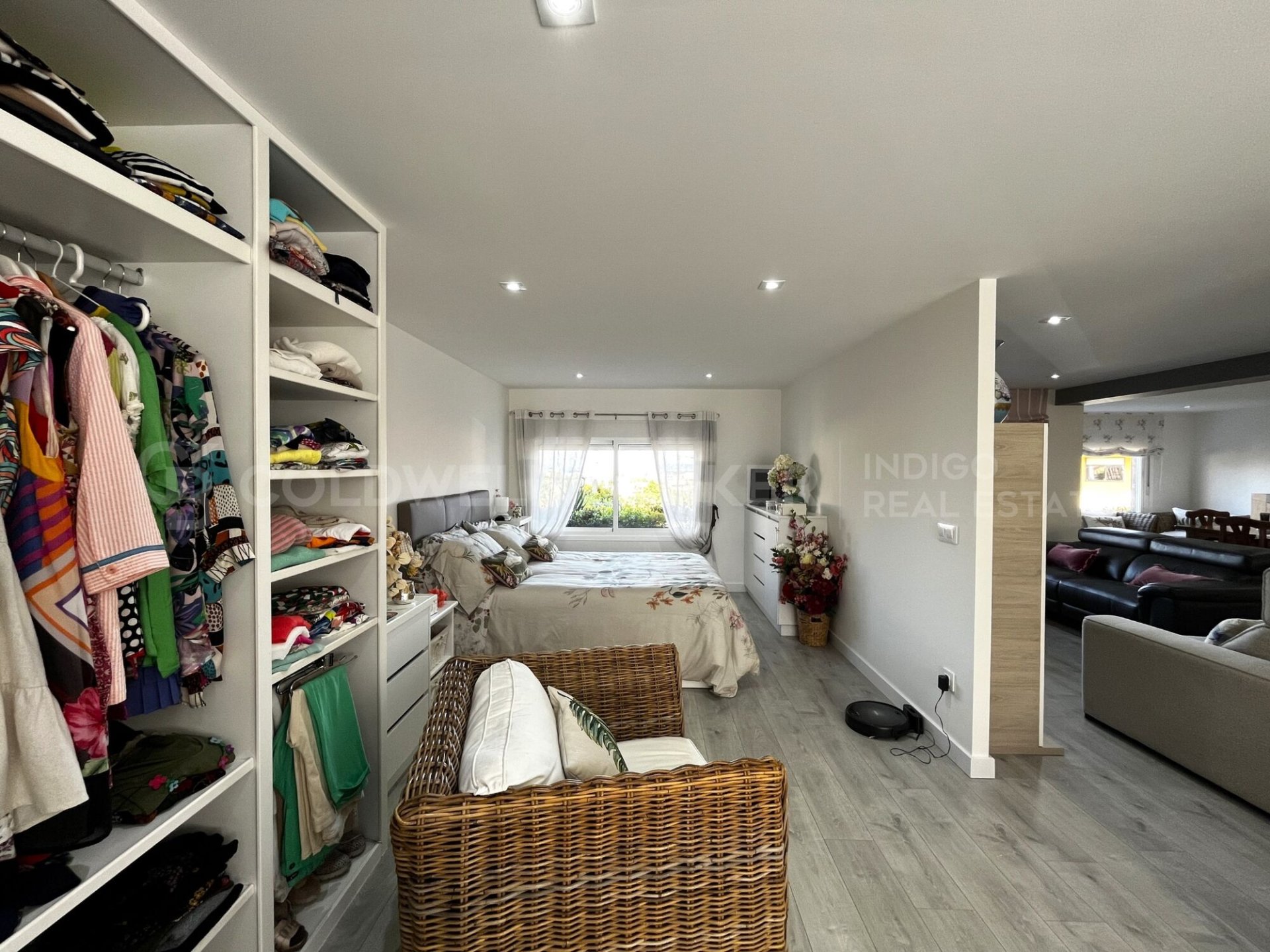 Huvila Vigo, Pontevedra, Espanja 4 makuuhuonetta, 293 m2 No. 160071