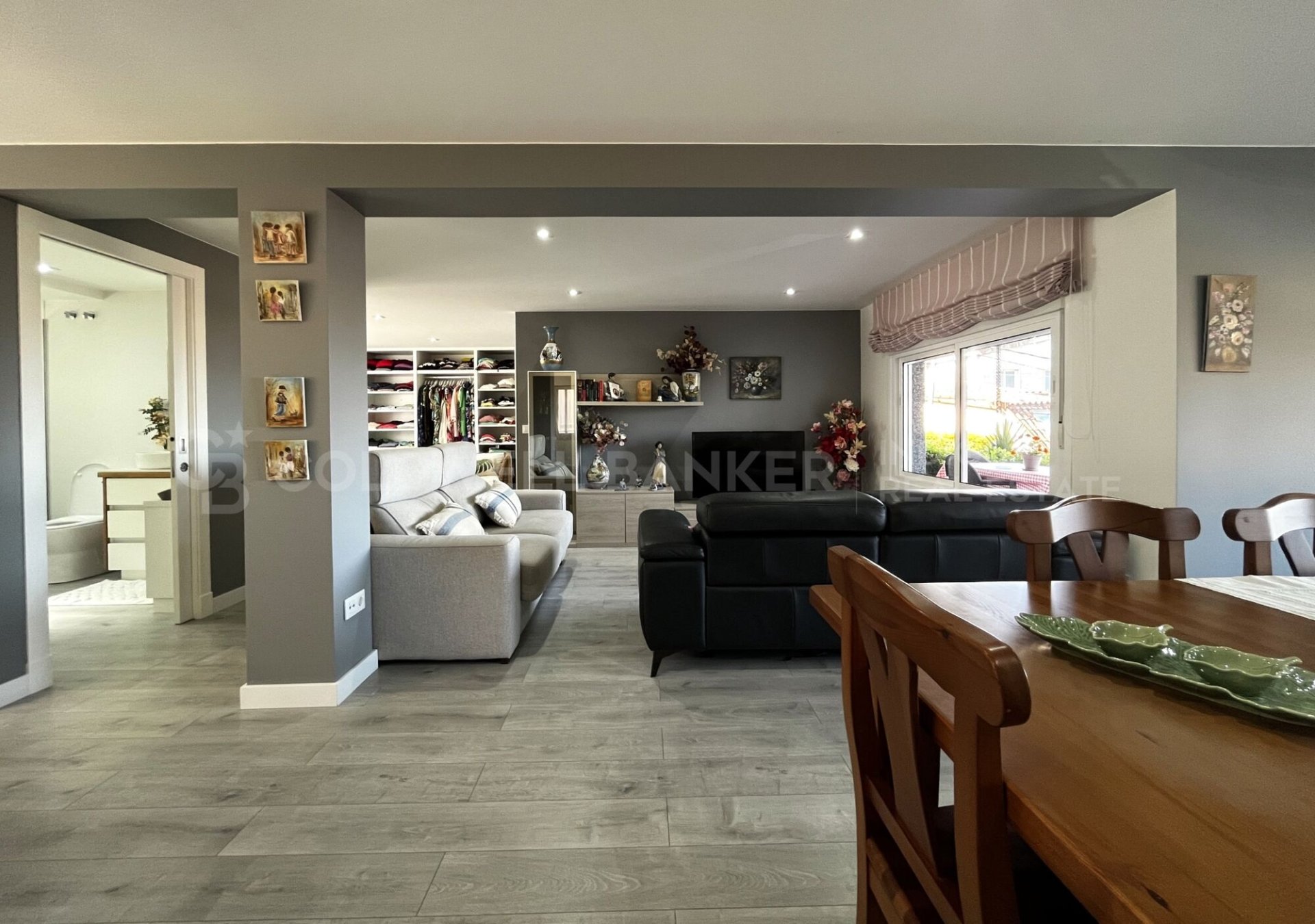 Huvila Vigo, Pontevedra, Espanja 4 makuuhuonetta, 293 m2 No. 160071