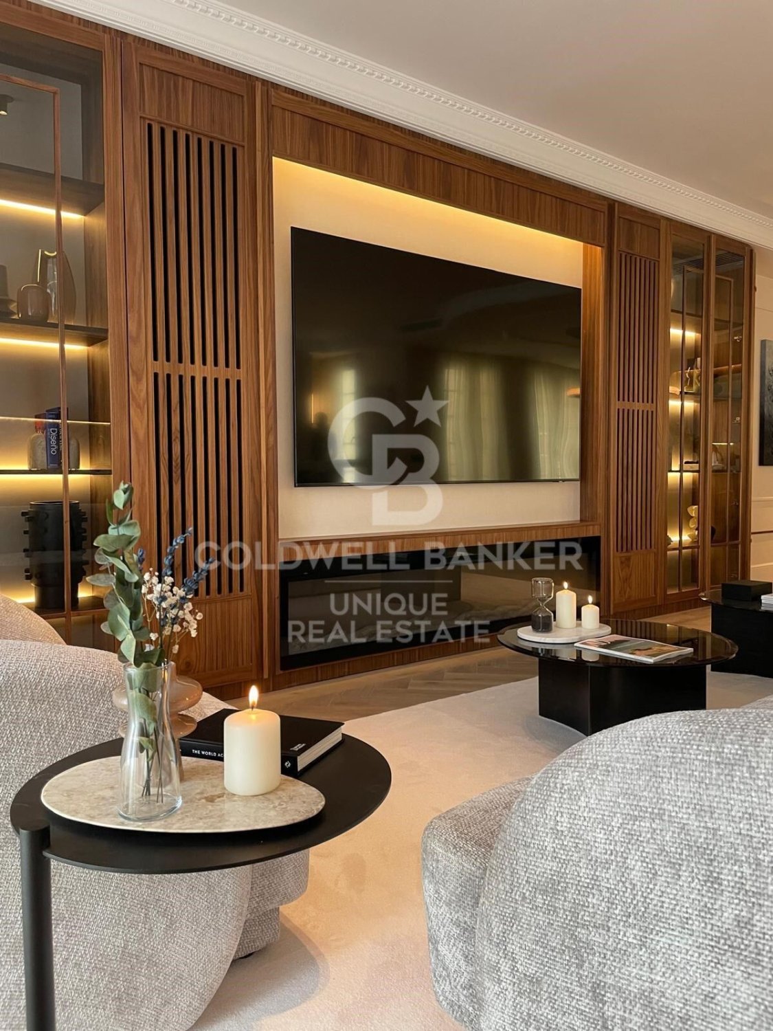 Wohnung in Madrid, Spanien 4 Schlafzimmer, 243 m2 Nr. 160070
