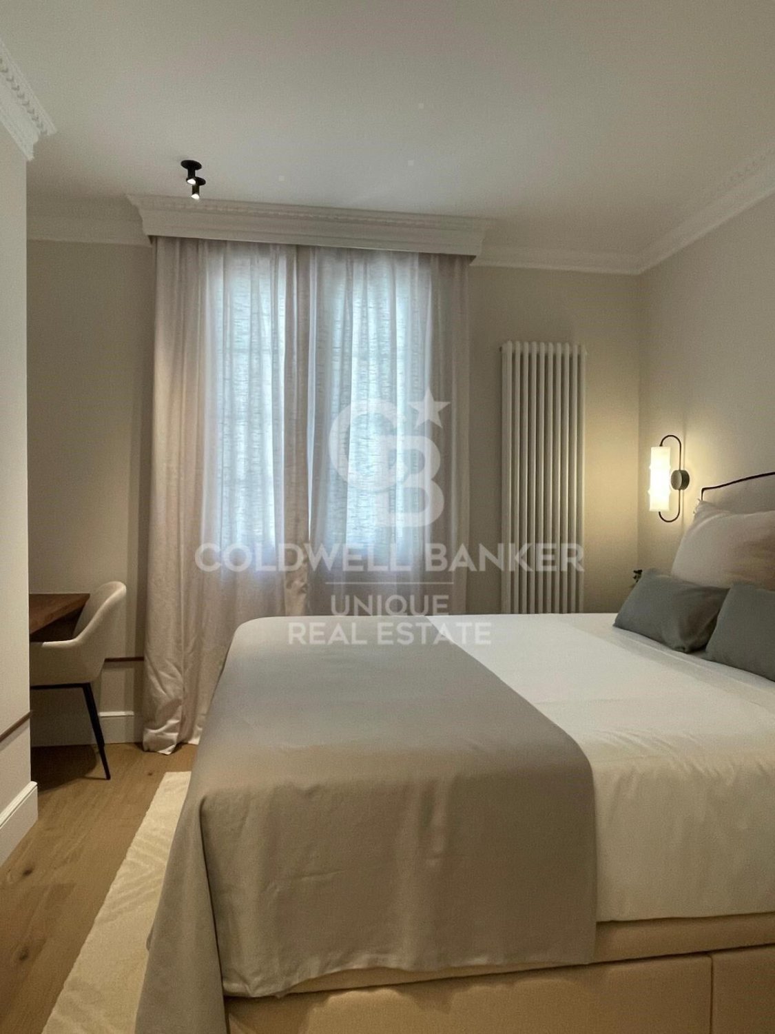 Wohnung in Madrid, Spanien 4 Schlafzimmer, 243 m2 Nr. 160070