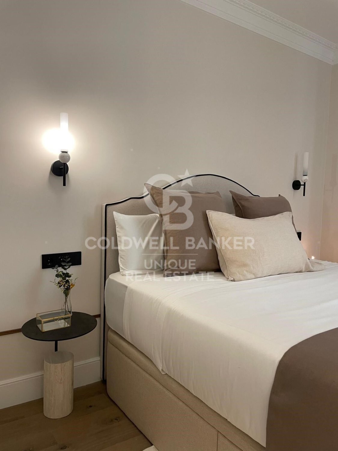 Wohnung in Madrid, Spanien 4 Schlafzimmer, 243 m2 Nr. 160070