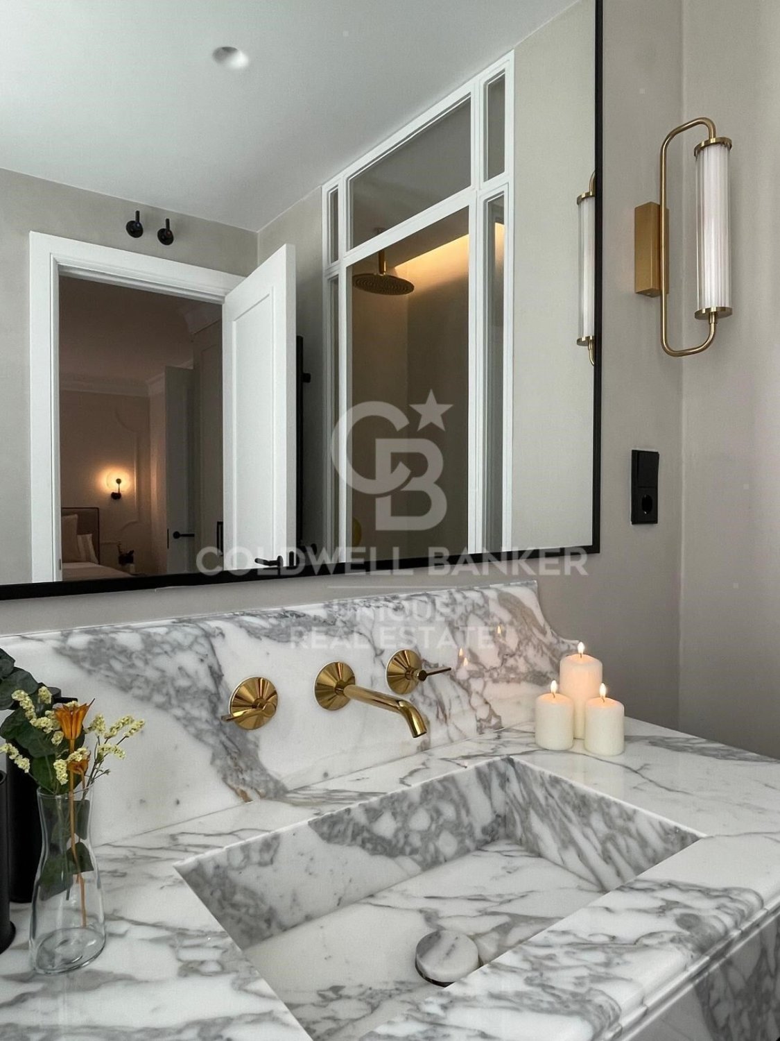 Wohnung in Madrid, Spanien 4 Schlafzimmer, 243 m2 Nr. 160070