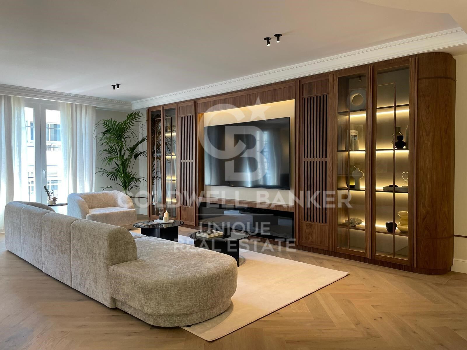 Wohnung in Madrid, Spanien 4 Schlafzimmer, 243 m2 Nr. 160070