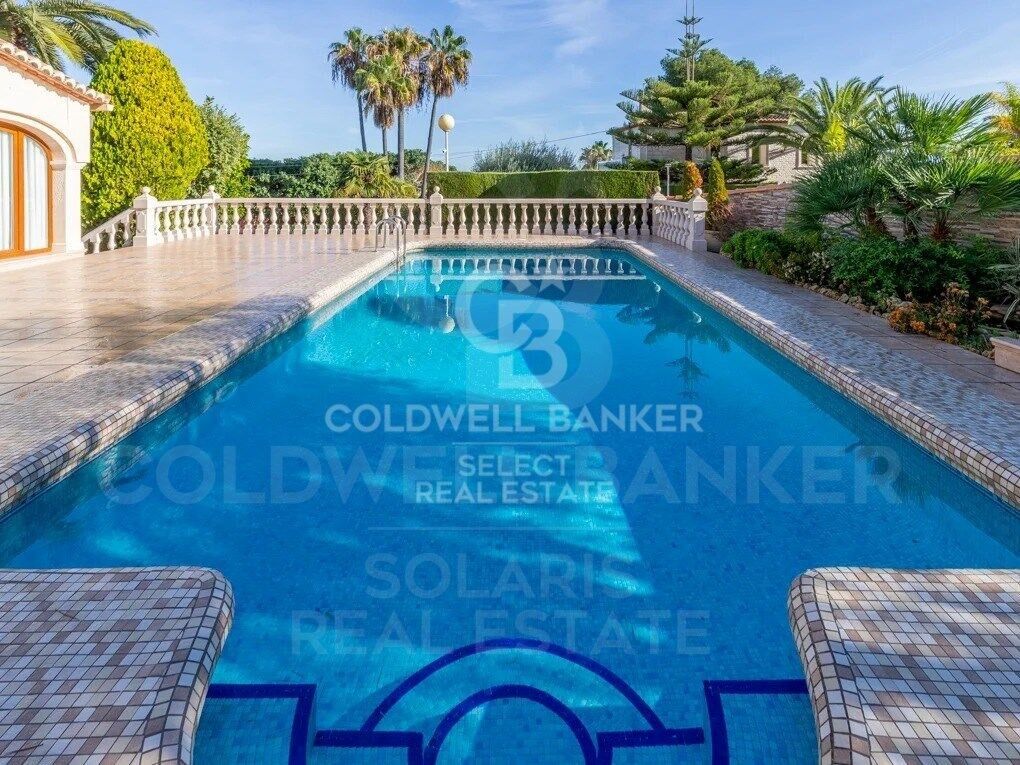 Villa in Javea, Alicante, Spain 3 bedrooms, 264 sq.m. No. 160065