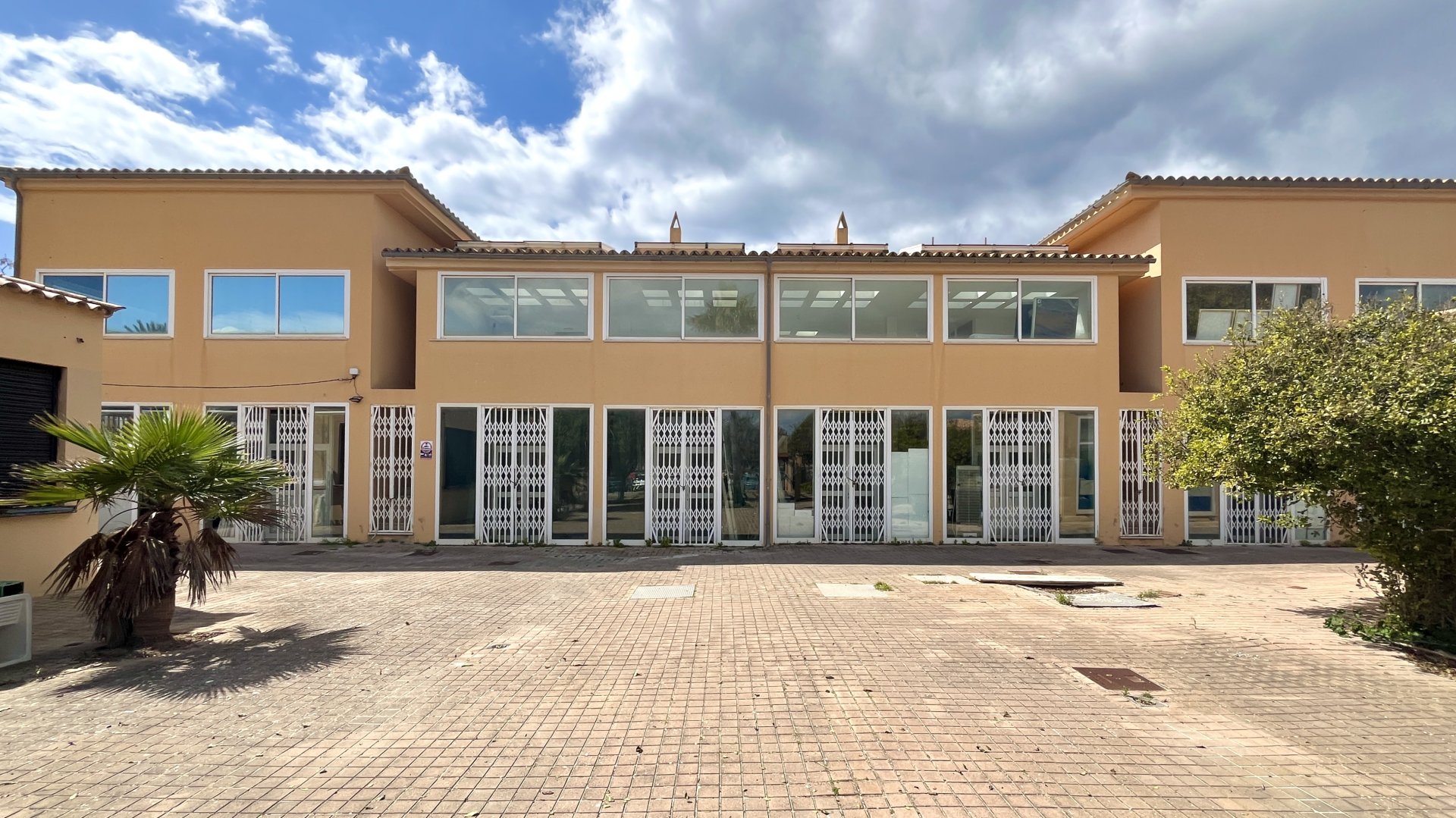 Propiedad comercial en Santa Ponsa, Mallorca, España 643 m2 No. 160926