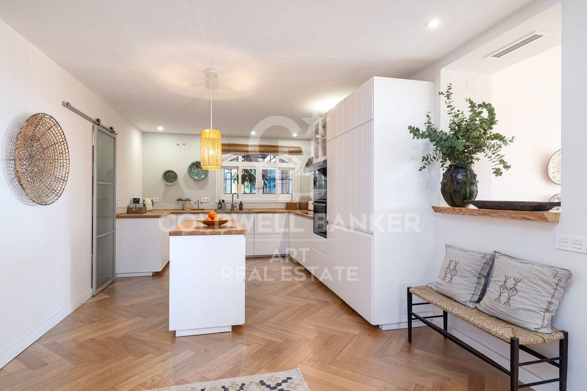 Apartment à Marbella, Malaga, Espagne 3 chambres, 217 m2 No. 178563