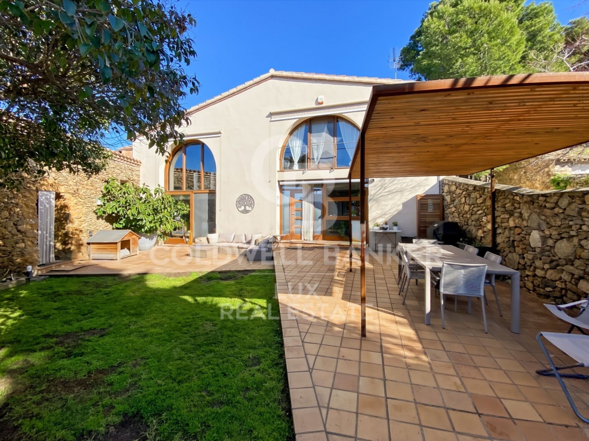 Māja Palau-saverdera, Girona, Spānijā 3 istabas, 443 m2 Nr. 178559