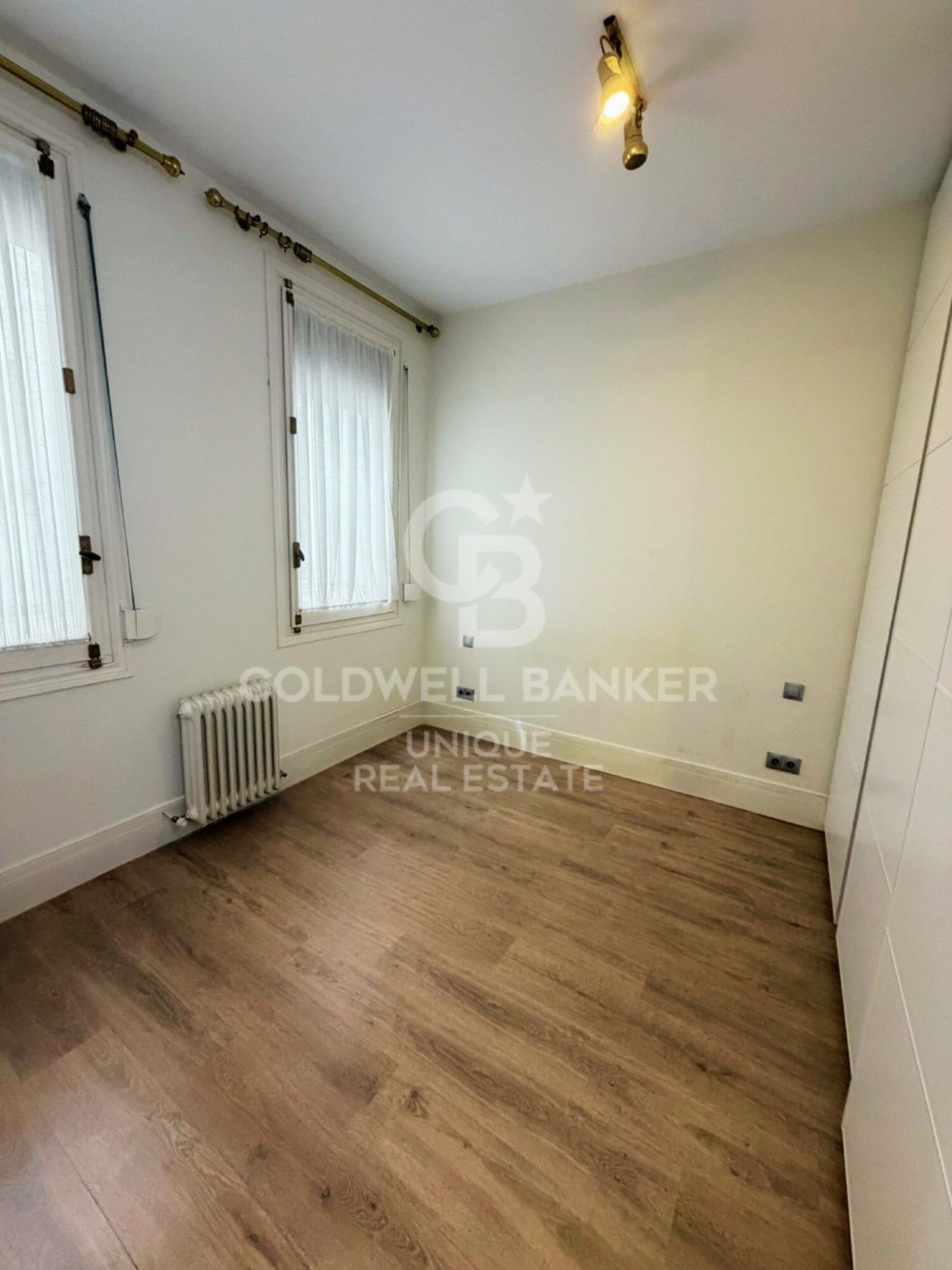 Apartment à Madrid, Espagne 2 chambres, 84 m2 No. 178558